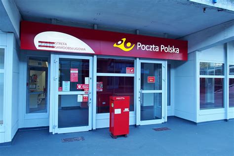 Poczta polska - I don't use POCZTA POLSKA very often. But on my twice experience they felt. 1st they’ve lost the parcel and never was found. 2nd I’ve sent to my Mum Birthday Card on the 27/03/2023 as Prioritet, which was delivered yesterday on 20 June. Well done for the service, Noooope!!!
